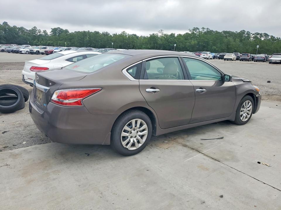 Photo 3 from auction – 2014 NISSAN ALTIMA with VIN 1N4AL3AP0EC165728