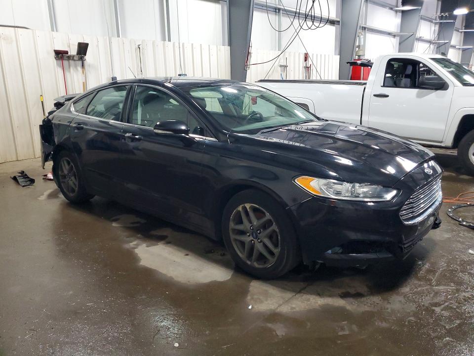 Photo 4 from auction – 2016 FORD FUSION with VIN 3FA6P0H71GR331578