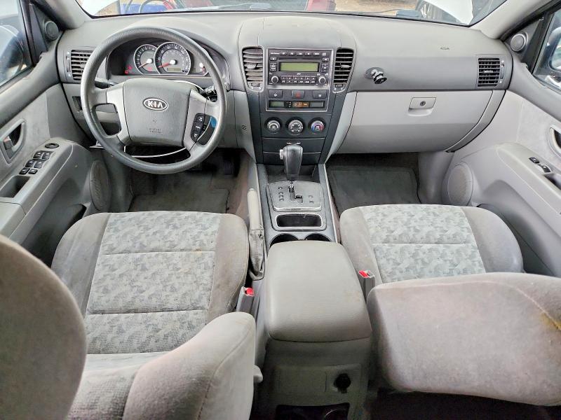 Photo 8 from auction – 2008 KIA SORENTO with VIN KNDJD735385818295