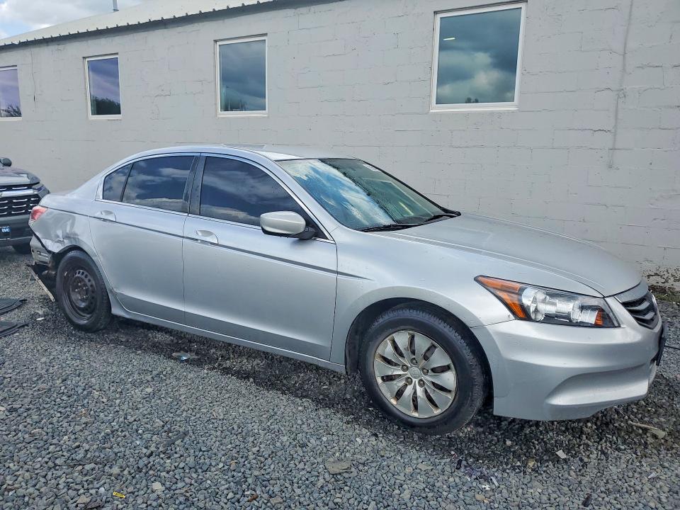 Photo 4 from auction – 2011 HONDA ACCORD with VIN 1HGCP2F3XBA037626