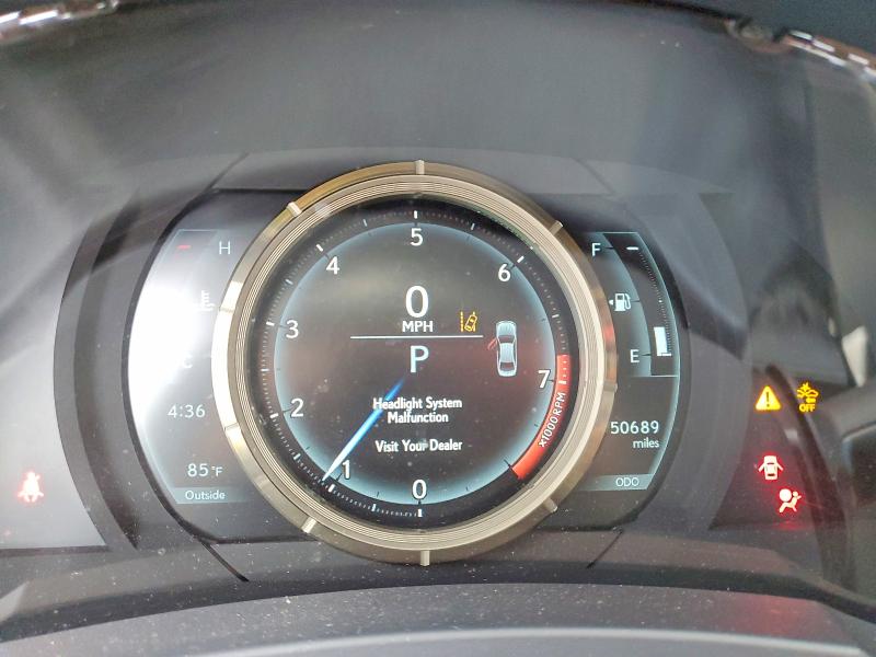 Photo 9 from auction – 2019 LEXUS IS with VIN JTHC81D29K5036104
