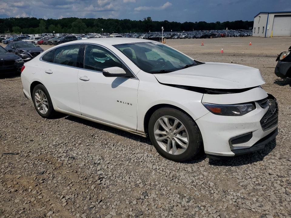 Photo 4 from auction – 2017 CHEVROLET MALIBU with VIN 1G1ZE5ST1HF209987