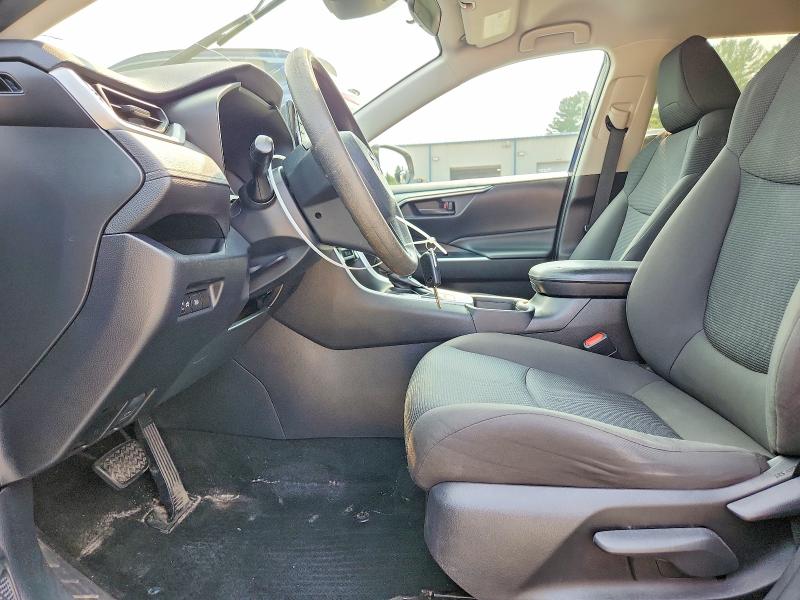Photo 7 from auction – 2021 TOYOTA RAV4 with VIN 2T3F1RFV0MC175866