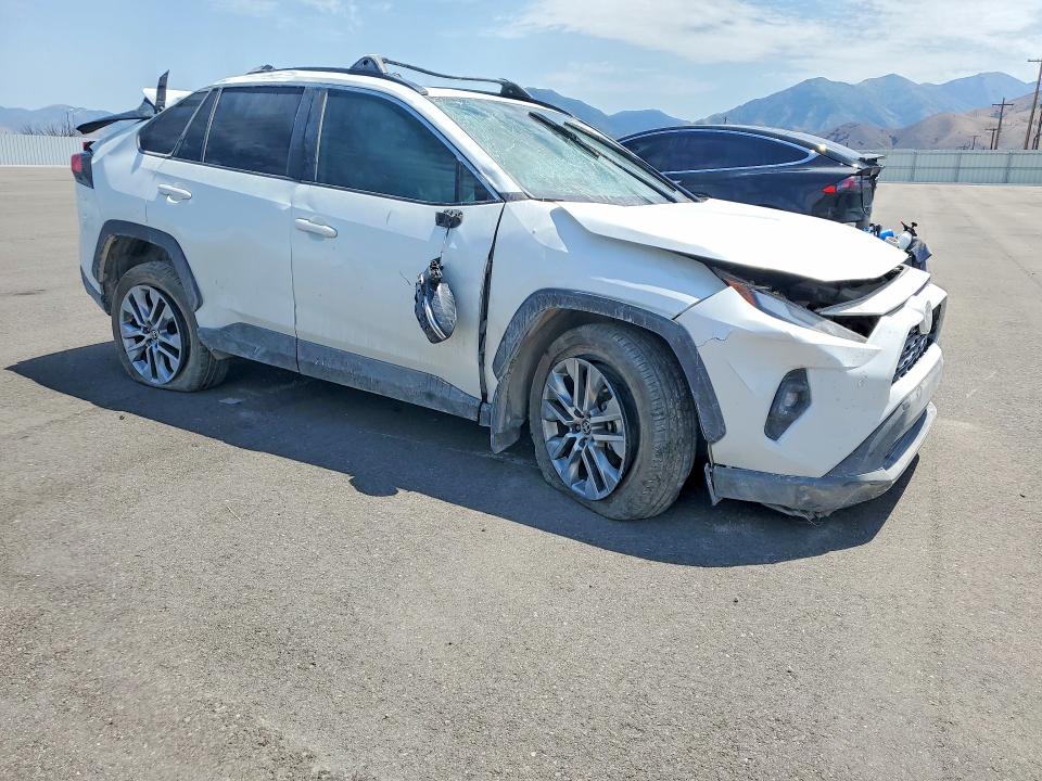 Photo 4 from auction – 2024 TOYOTA RAV4 with VIN 2T3A1RFV5RW435047