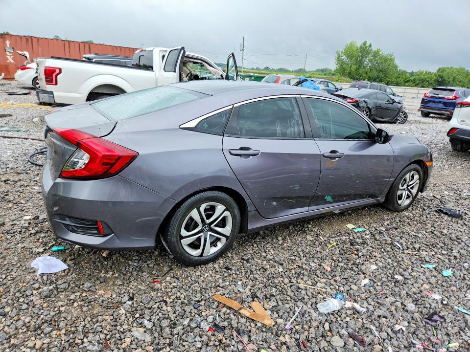 Photo 3 from auction – 2018 HONDA CIVIC with VIN 19XFC2F55JE006627