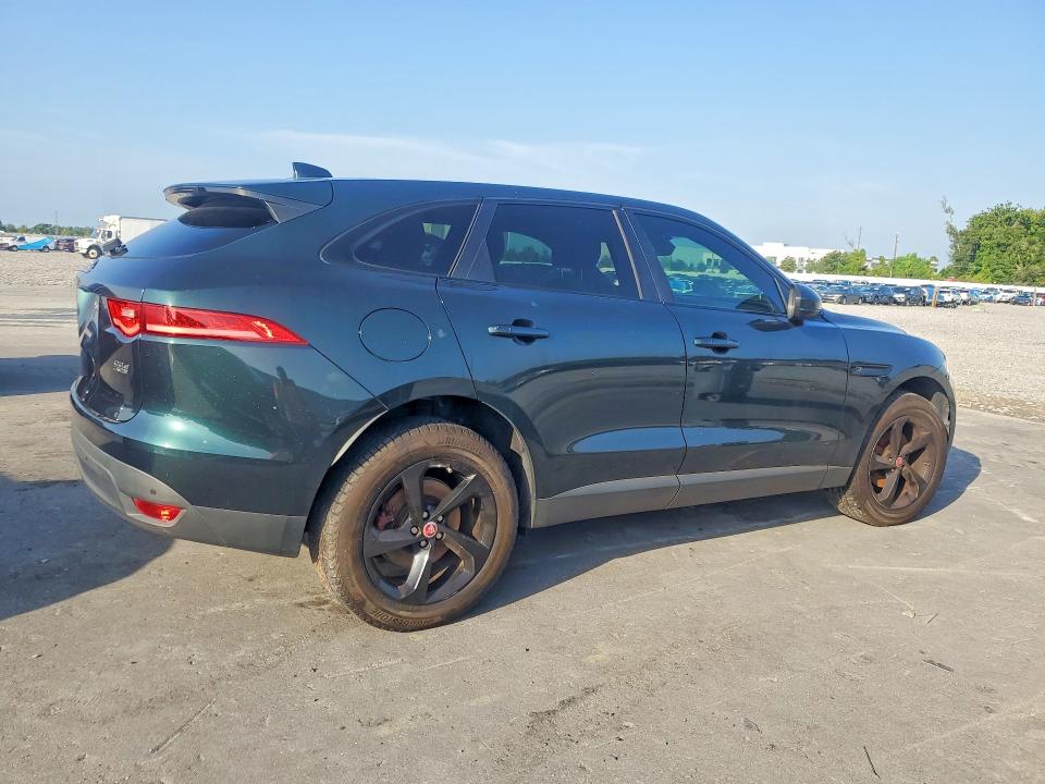 Photo 3 from auction – 2017 JAGUAR F-PACE with VIN SADCJ2BN5HA085409