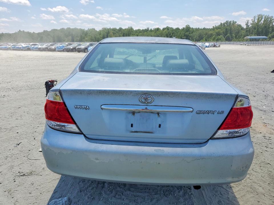 Photo 6 from auction – 2005 TOYOTA CAMRY with VIN 4T1BE32K75U989808