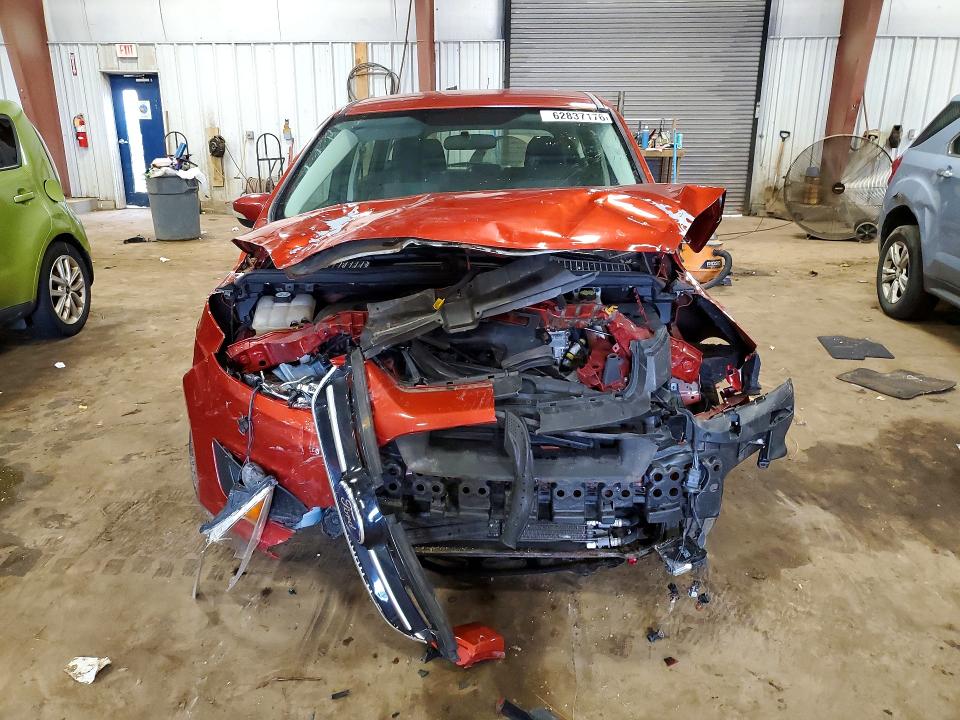 Photo 5 from auction – 2018 FORD C-MAX with VIN 1FADP5AU3JL102569