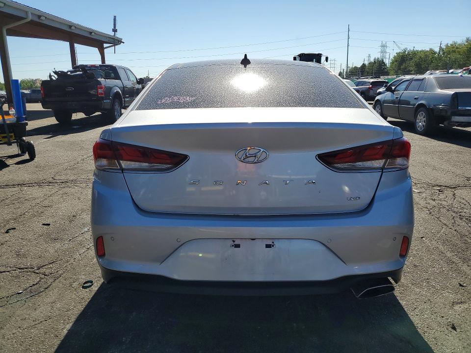 Photo 6 from auction – 2019 HYUNDAI SONATA with VIN 5NPE34AF6KH818586