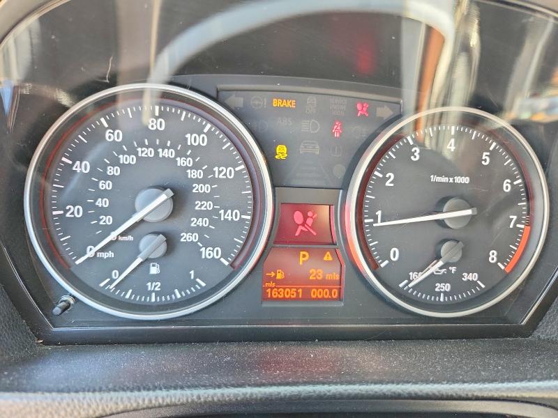 Photo 9 from auction – 2011 BMW 335 with VIN WBAPM5C5XBA745419