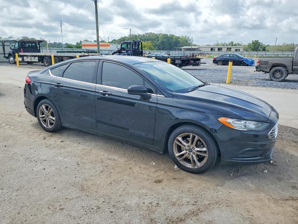 Photo 4 from auction – 2018 FORD FUSION with VIN 3FA6P0HD9JR244332