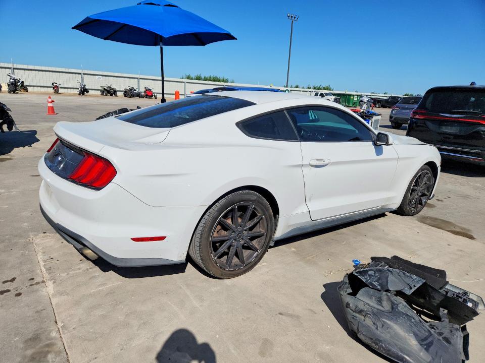 Photo 3 from auction – 2018 FORD MUSTANG with VIN 1FA6P8TH5J5108436