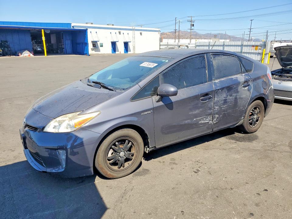 TOYOTA PRIUS 2015 with VIN JTDKN3DU0F1931058 - Photo from auction
