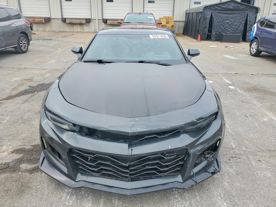 Photo 5 from auction – 2016 CHEVROLET CAMARO with VIN 1G1FD1RS8G0138106