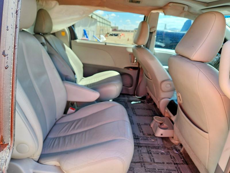 Photo 11 from auction – 2013 TOYOTA SIENNA with VIN 5TDYK3DC6DS385781