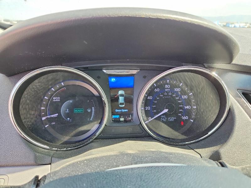 Photo 9 from auction – 2015 HYUNDAI SONATA HYBRID with VIN KMHEC4A45FA134488