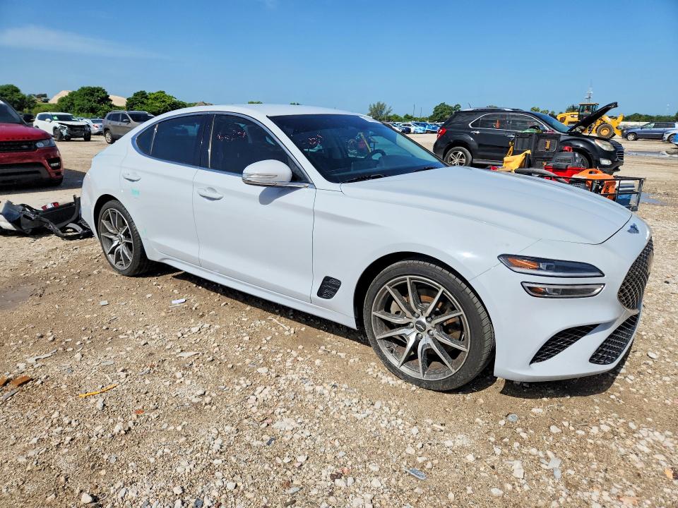 Photo 4 from auction – 2022 GENESIS G70 with VIN KMTG54TE6NU082526