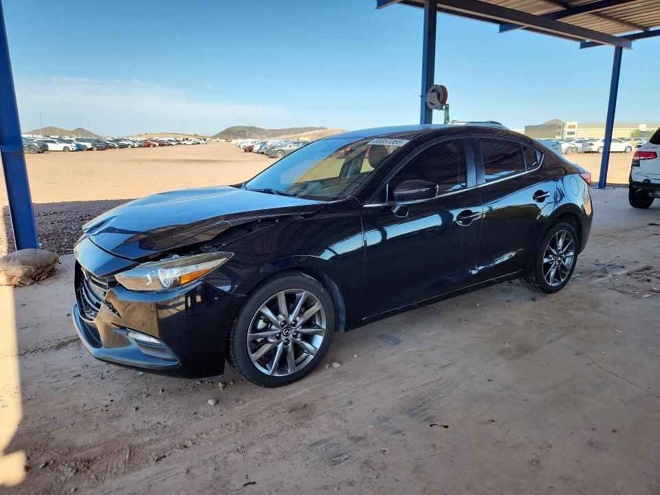MAZDA 3 2018 con VIN 3MZBN1V39JM212457 - Foto de la subasta