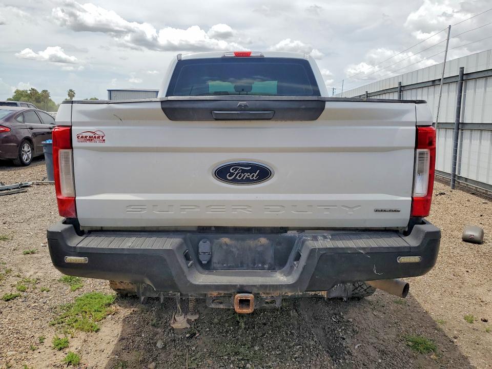 Photo 6 from auction – 2017 FORD F250 with VIN 1FT7W2B62HEF24808