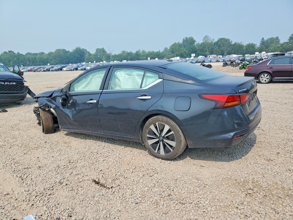 Photo 2 from auction – 2022 NISSAN ALTIMA with VIN 1N4BL4DV7NN385750