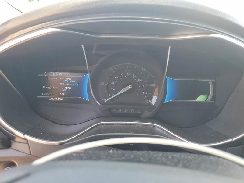 Photo 9 from auction – 2017 FORD FUSION with VIN 3FA6P0SU0HR191653