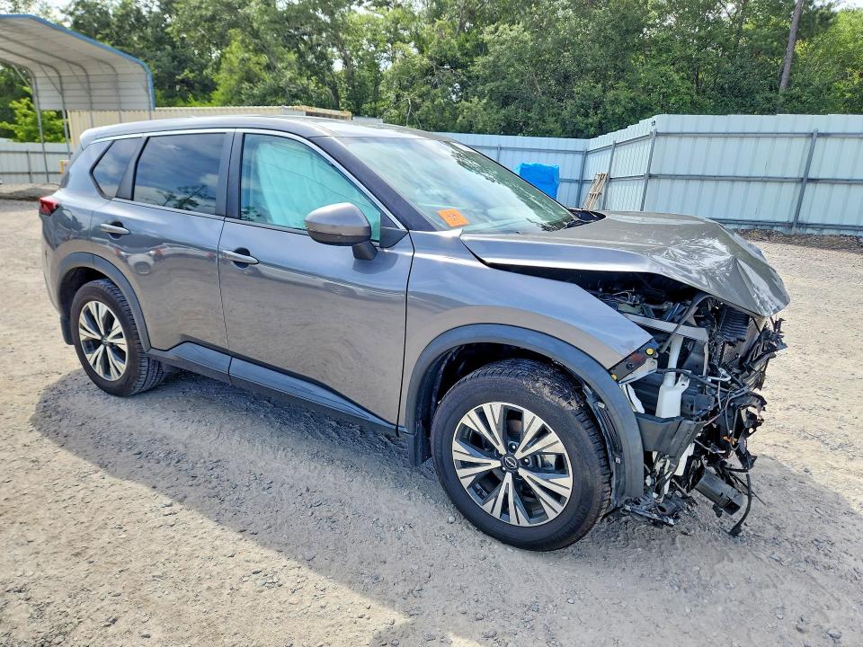 Photo 4 from auction – 2022 NISSAN ROGUE with VIN 5N1BT3BA3NC684132