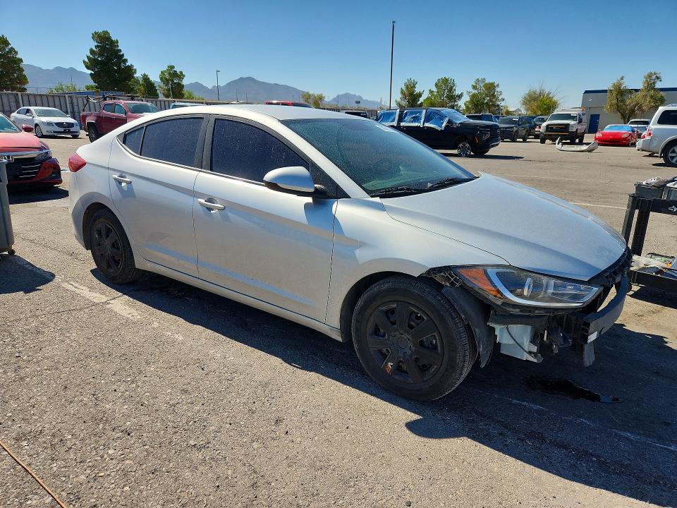 Photo 4 from auction – 2017 HYUNDAI ELANTRA with VIN 5NPD74LF1HH092772