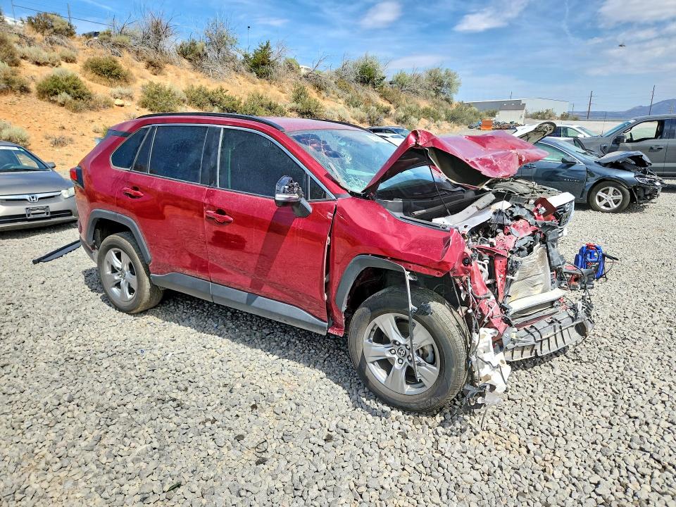 Photo 4 from auction – 2023 TOYOTA RAV4 with VIN 2T3P1RFV0PW390476