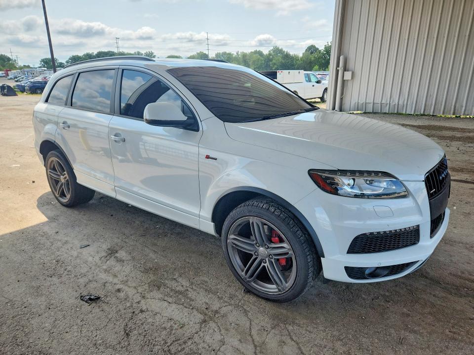 Foto 4 de la subasta – 2015 AUDI Q7 con VIN WA1DGAFE9FD026209