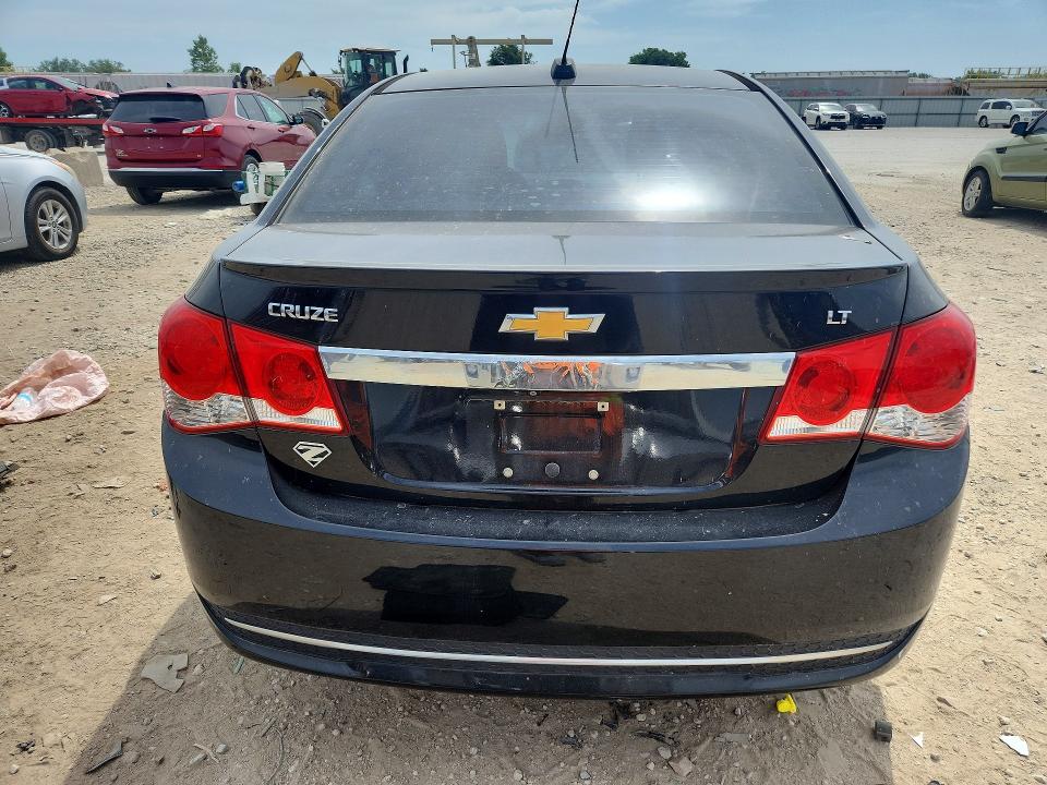 Photo 6 from auction – 2015 CHEVROLET CRUZE with VIN 1G1PC5SB7F7255996