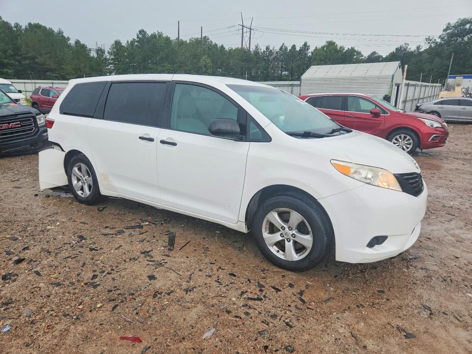 Photo 4 from auction – 2015 TOYOTA SIENNA with VIN 5TDZK3DC5FS605340