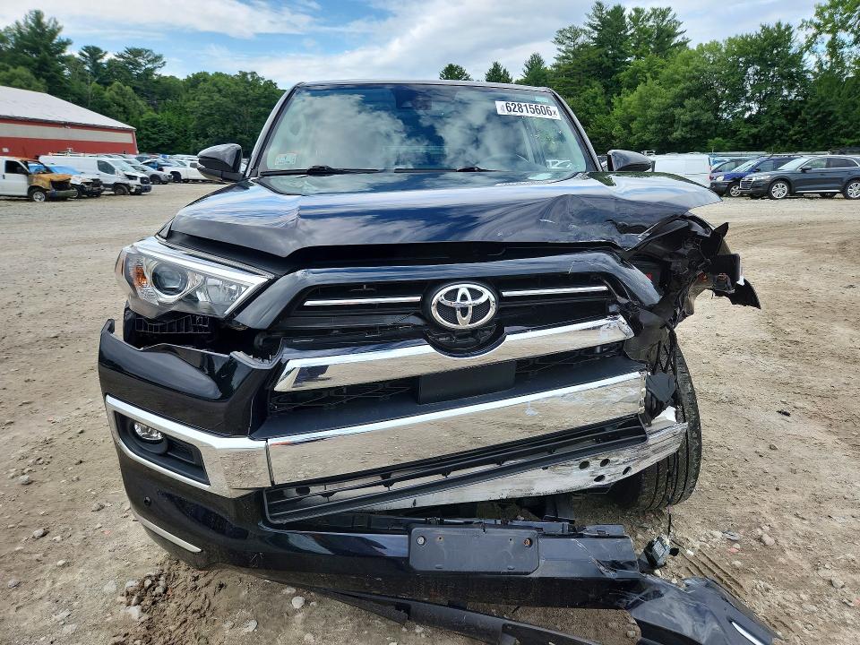 Photo 5 from auction – 2021 TOYOTA 4RUNNER with VIN JTEKU5JR4M5869390