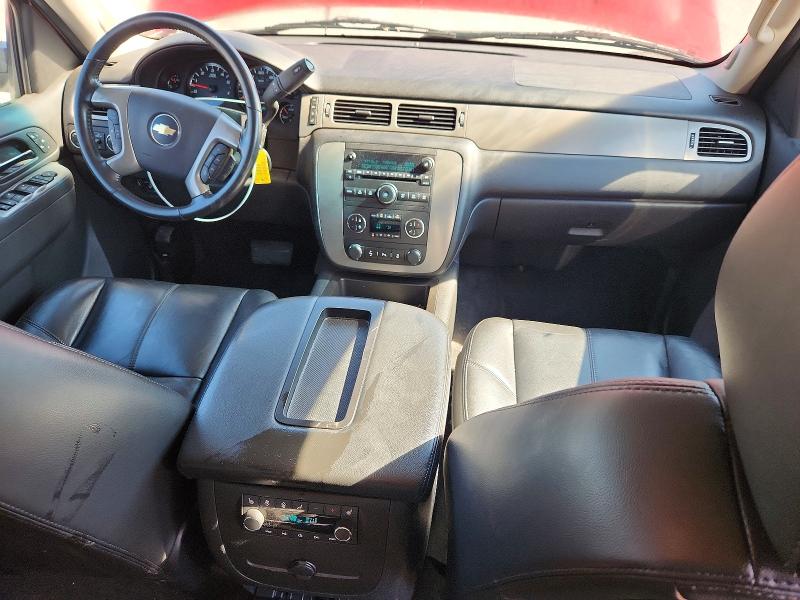 Photo 8 from auction – 2014 CHEVROLET TAHOE with VIN 1GNSKBE04ER176244