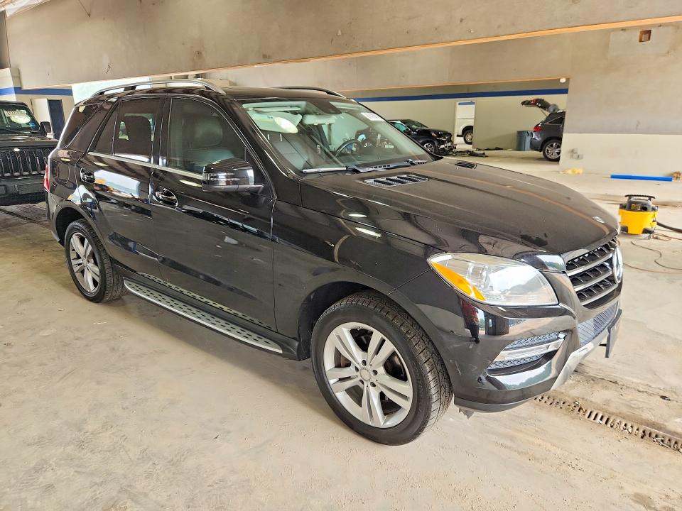 Photo 4 from auction – 2014 MERCEDES-BENZ ML with VIN 4JGDA5HB6EA389774