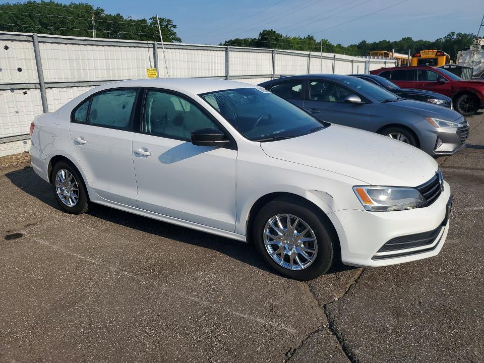 Photo 4 from auction – 2016 VOLKSWAGEN JETTA with VIN 3VW267AJ3GM225170