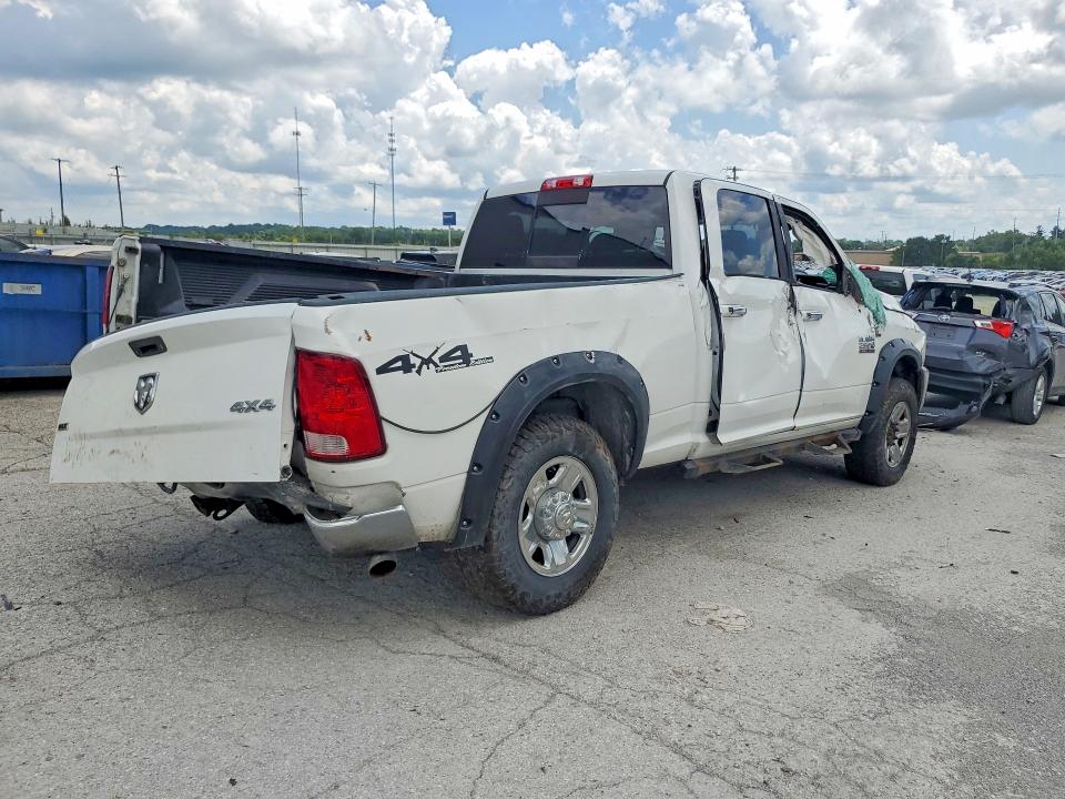 Photo 3 from auction – 2017 RAM 2500 with VIN 3C6UR5DLXHG652468