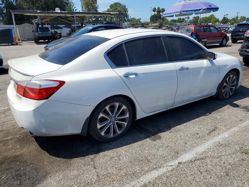 Photo 3 from auction – 2014 HONDA ACCORD with VIN 1HGCR2F51EA070563