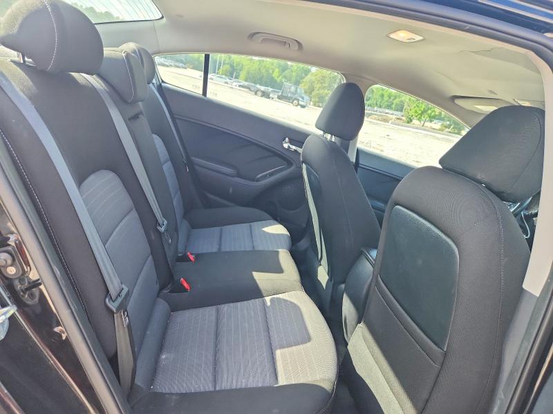 Photo 10 from auction – 2015 KIA FORTE with VIN KNAFX4A84F5262405