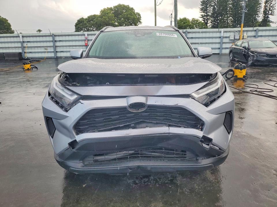 Photo 5 from auction – 2025 TOYOTA RAV4 with VIN JTMMWRFV8SD330410