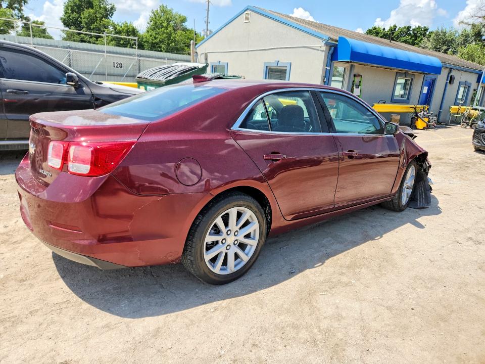 Photo 3 from auction – 2015 CHEVROLET MALIBU with VIN 1G11D5SLXFF130654