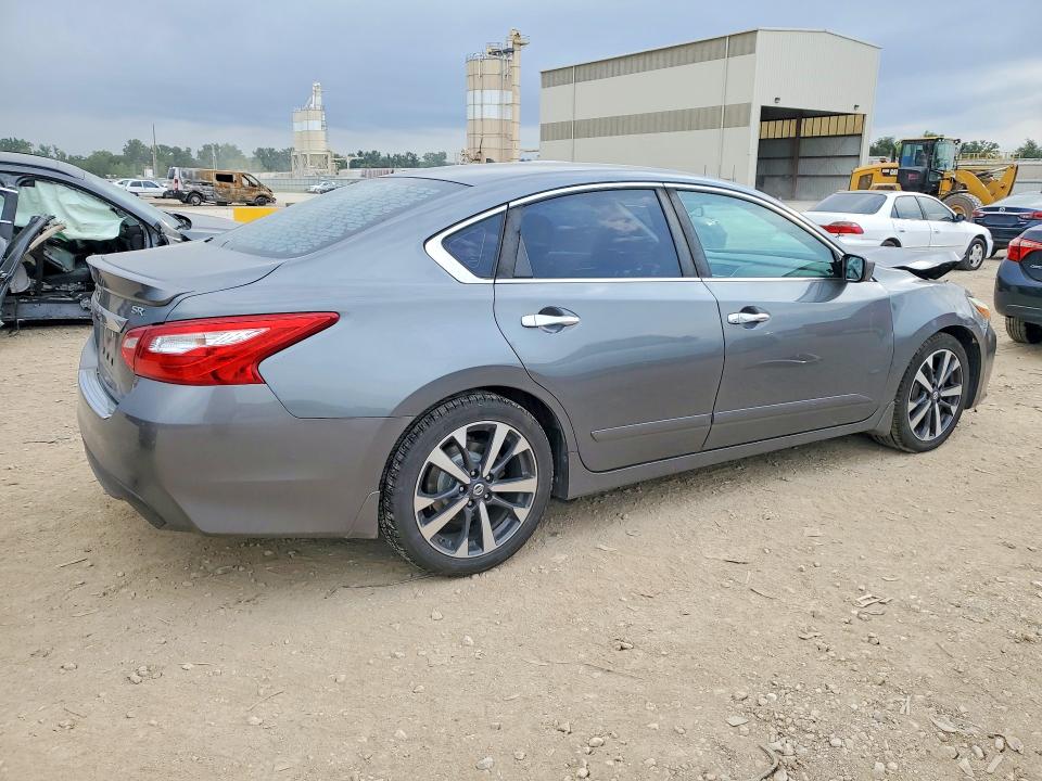 Photo 3 from auction – 2016 NISSAN ALTIMA with VIN 1N4AL3APXGN376748