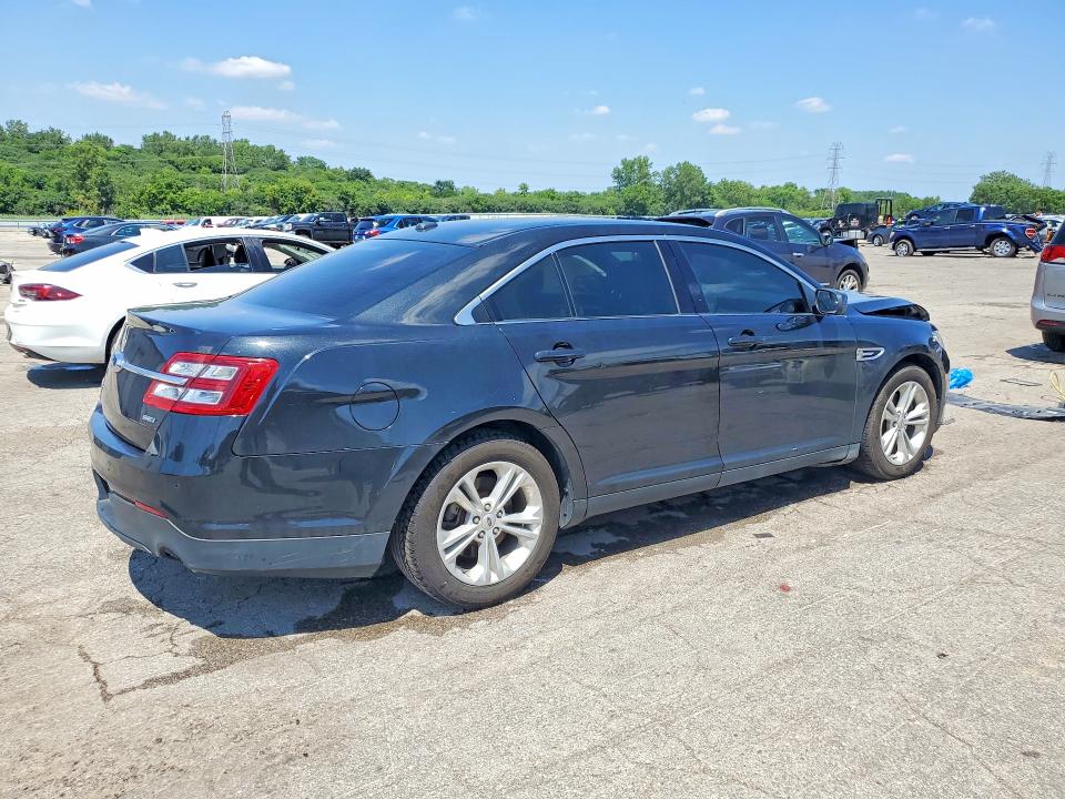 Photo 3 from auction – 2015 FORD TAURUS with VIN 1FAHP2E86FG154811