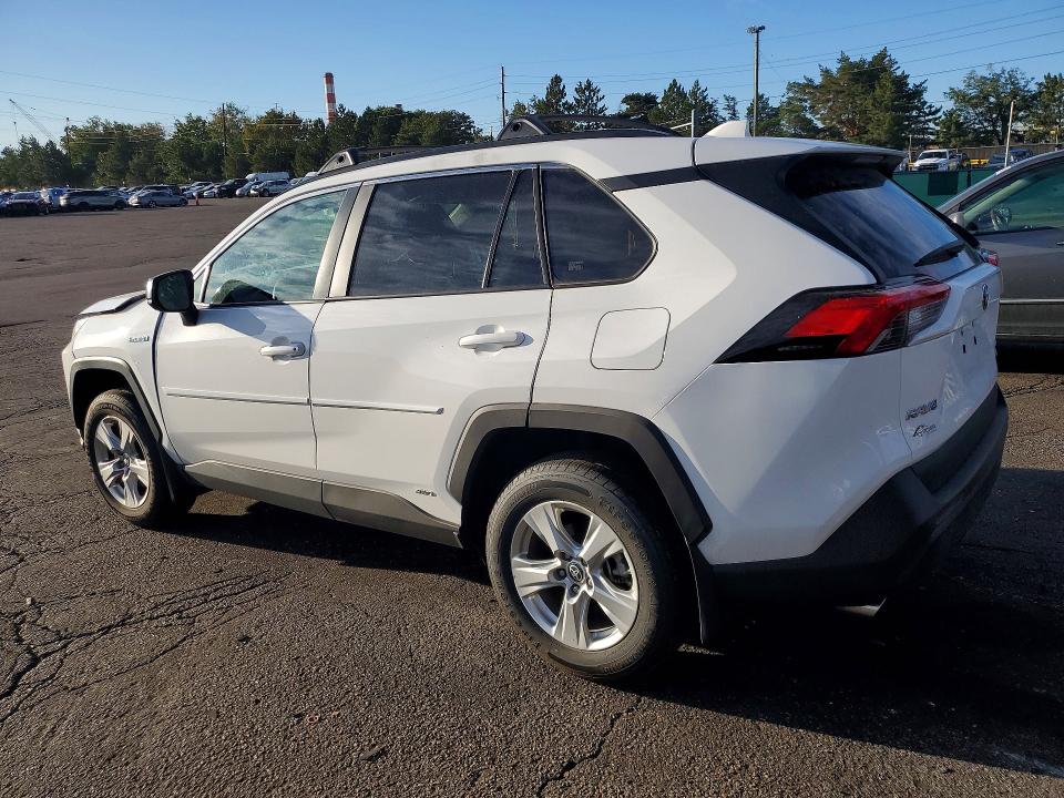 Photo 2 from auction – 2021 TOYOTA RAV4 with VIN 4T3LWRFV9MU044003
