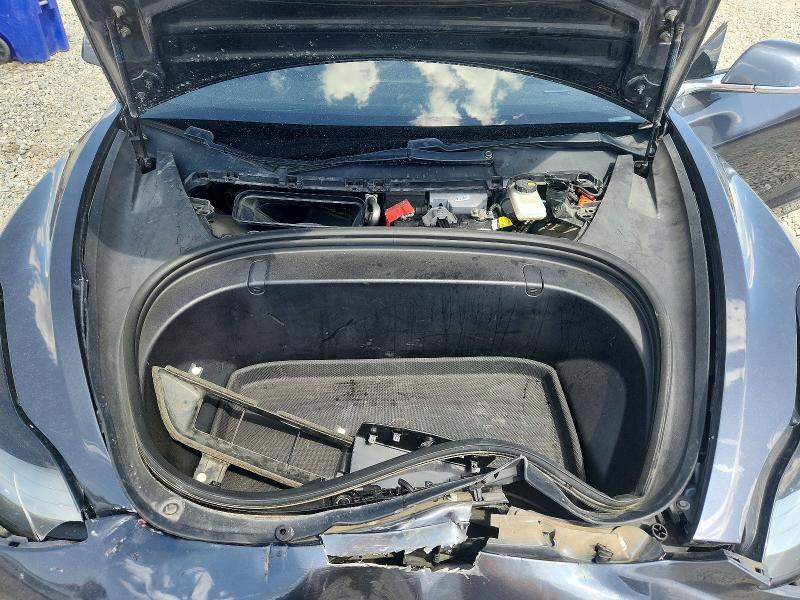 Photo 11 from auction – 2019 TESLA MODEL 3 with VIN 5YJ3E1EB1KF386706