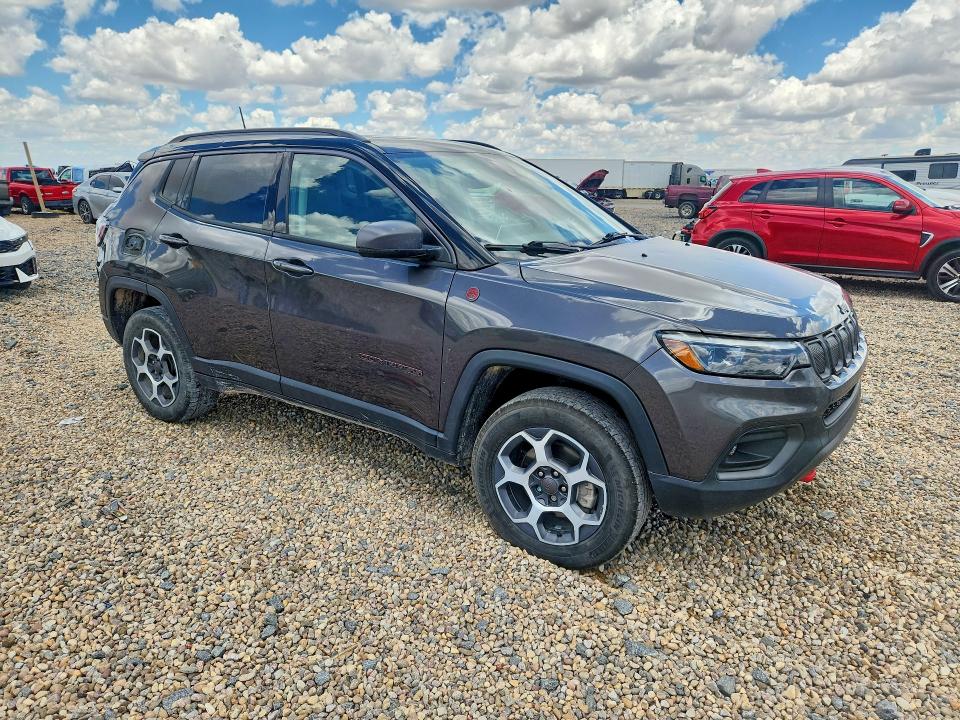 Photo 4 from auction – 2022 JEEP COMPASS with VIN 3C4NJDDB6NT125424