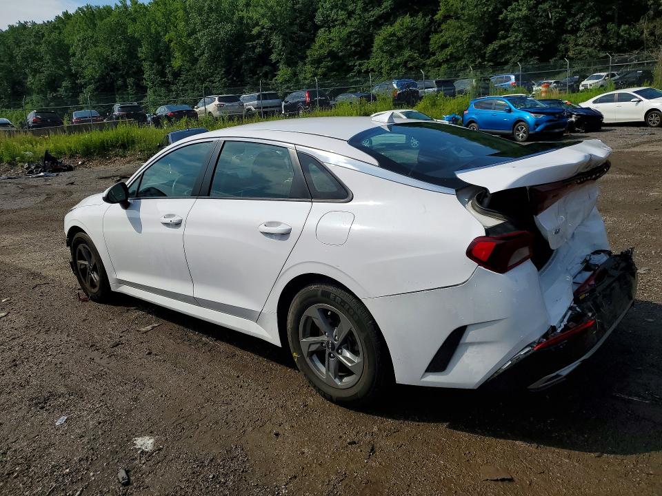 Photo 2 from auction – 2022 KIA K5 with VIN 5XXG14J29NG120629