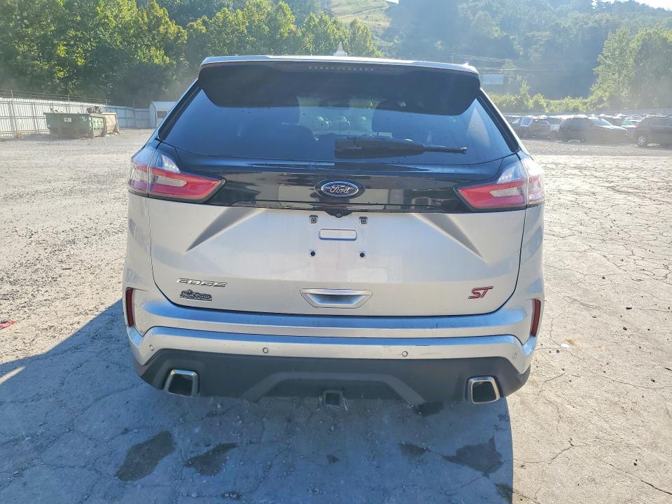 Photo 6 from auction – 2019 FORD EDGE with VIN 2FMPK4AP2KBB84656
