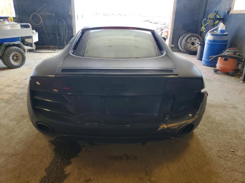 Photo 6 from auction – 2012 AUDI R8 with VIN WUAENAFG3CN002501