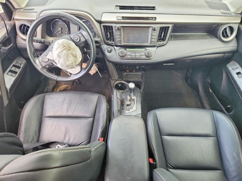 Photo 8 from auction – 2017 TOYOTA RAV4 with VIN 2T3DFREV0HW667988