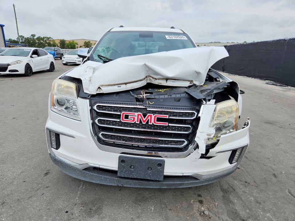 Photo 5 from auction – 2017 GMC TERRAIN with VIN 2GKFLUEK3H6213681